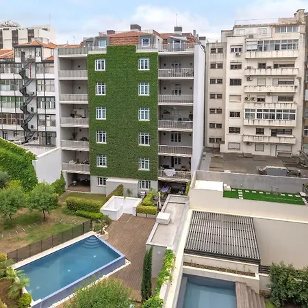 Stunning With Balcony By Lovelystay * 리스본