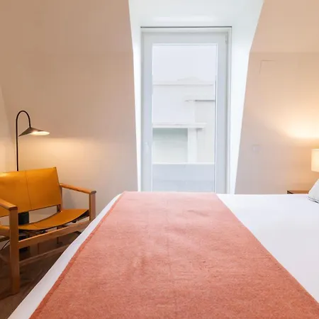 Stunning With Balcony By Lovelystay Apartamento