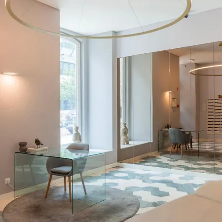 Stunning With Balcony By Lovelystay Apartamento *